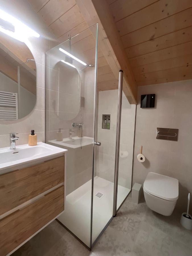 Apartamentos Turisticos: Tu Casa En Sahun Buitenkant foto