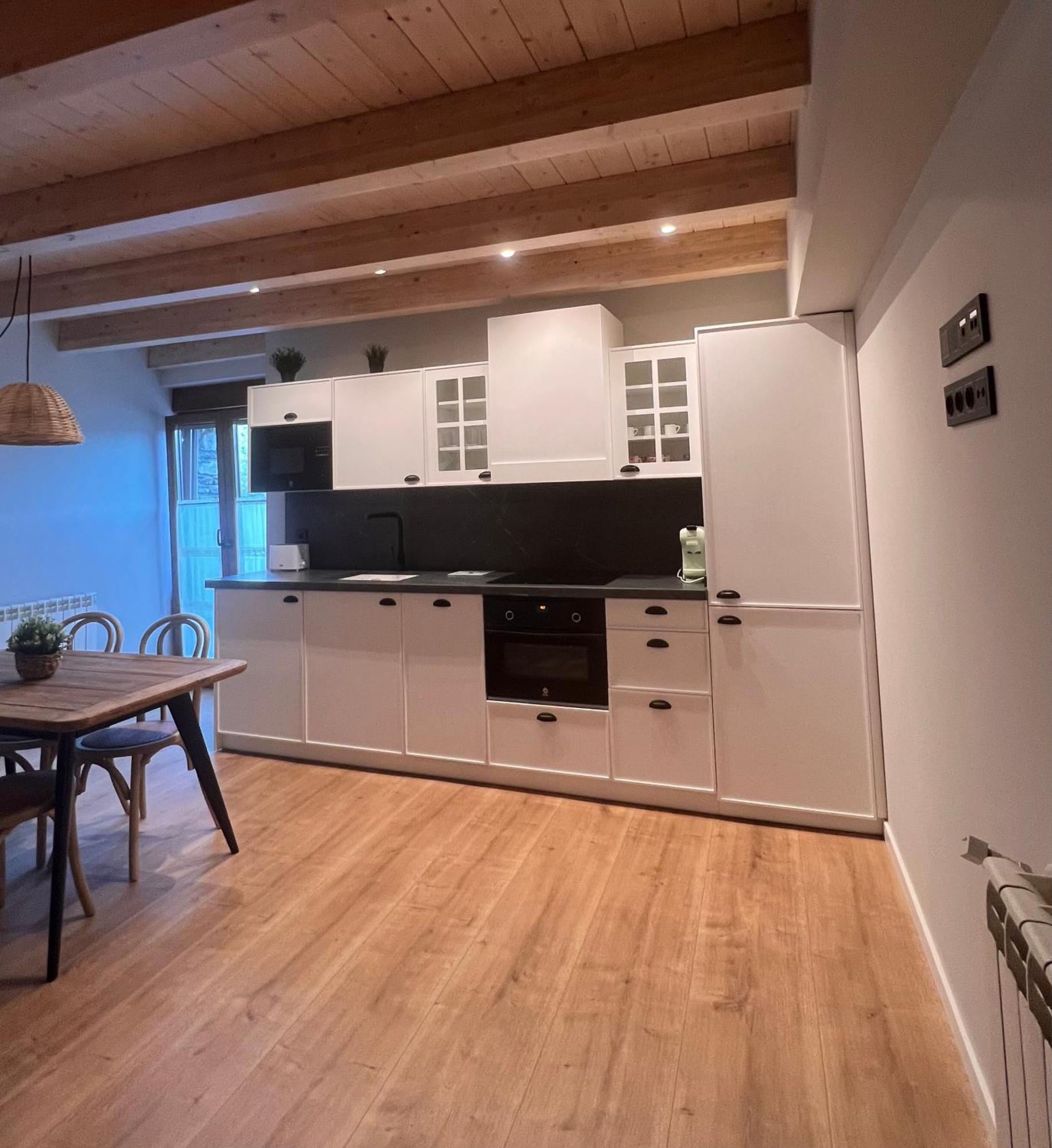 Apartamentos Turisticos: Tu Casa En Sahun Buitenkant foto