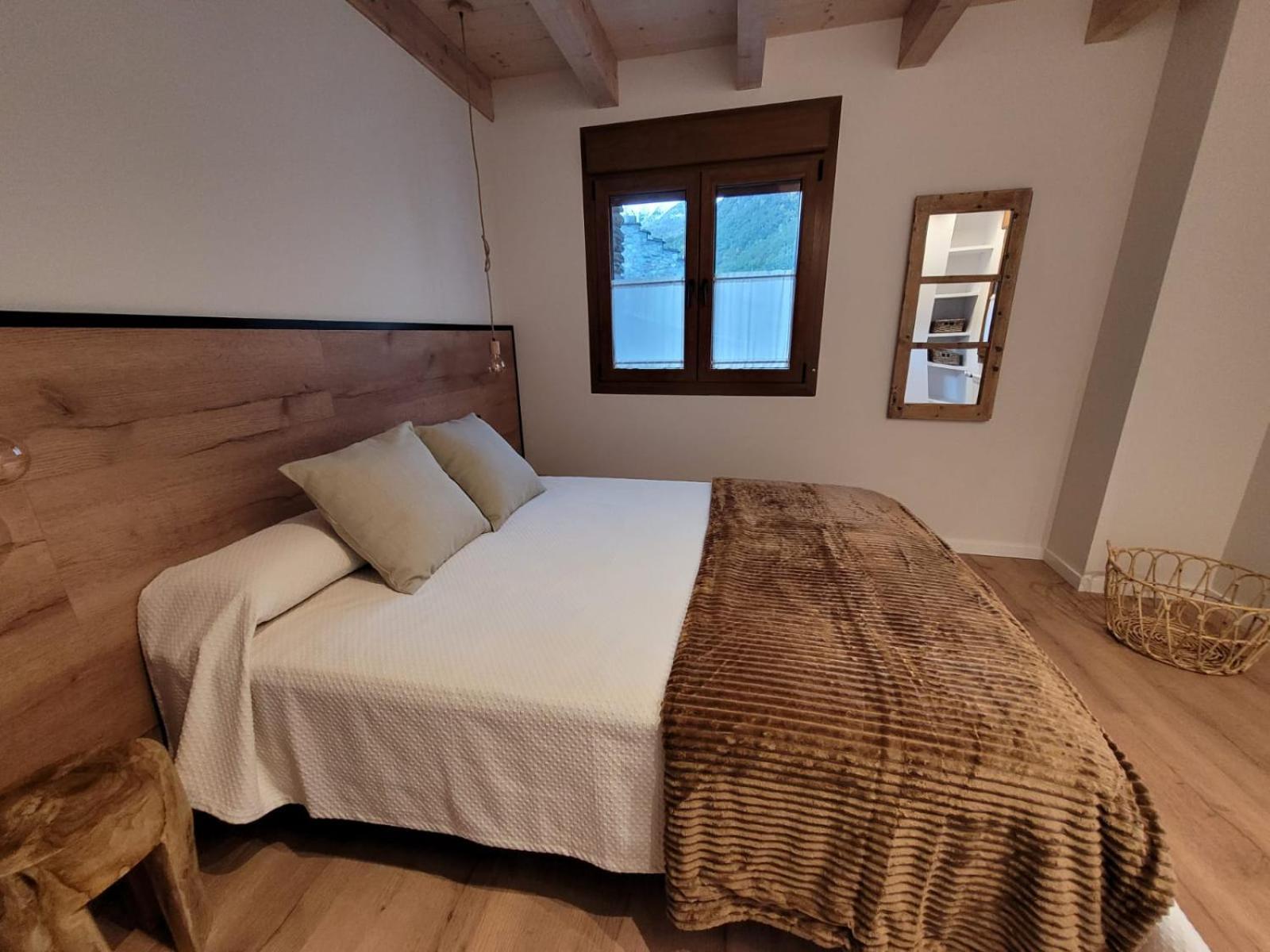 Apartamentos Turisticos: Tu Casa En Sahun Buitenkant foto