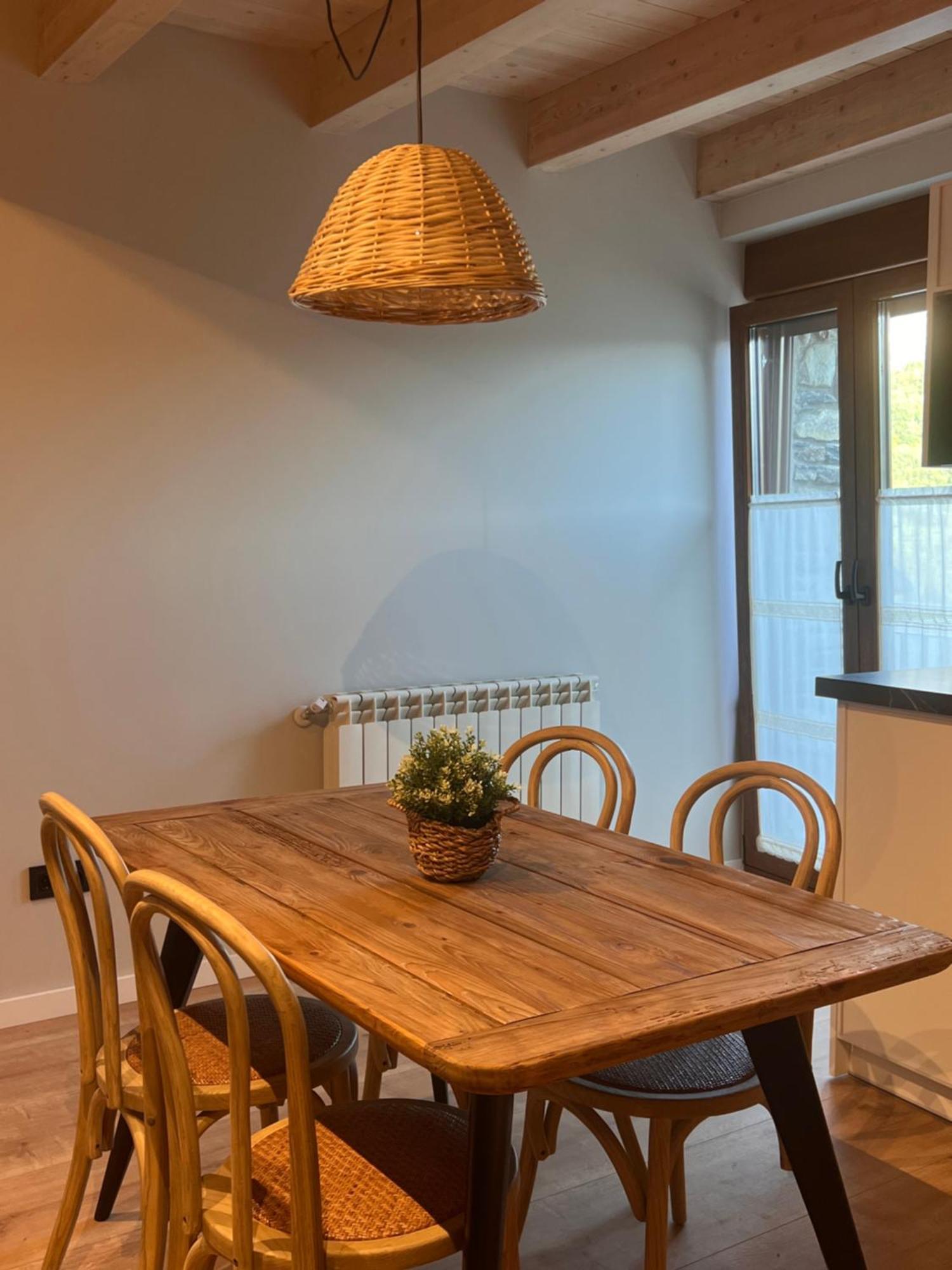 Apartamentos Turisticos: Tu Casa En Sahun Kamer foto